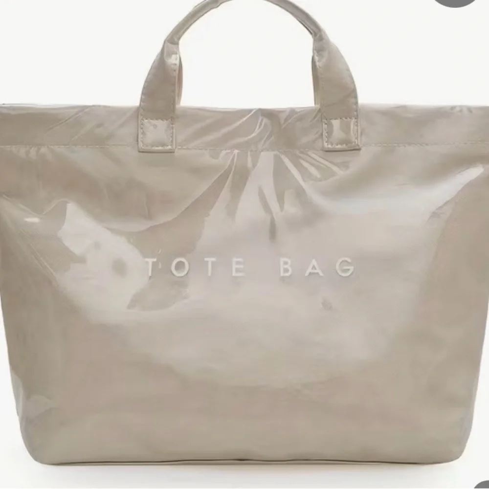 Brand New Elegant Cream Tote Bag~ 11.42 inch height & 13.39inch length - Picture 3 of 3